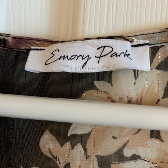 Floral short sleeve kimono - Picture 2 of 3